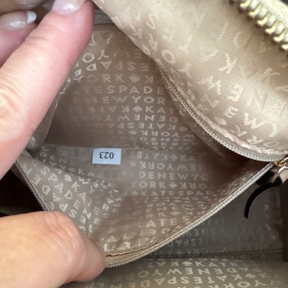 Kate Spade small tan and serpentine print bag - Picture 8 of 9